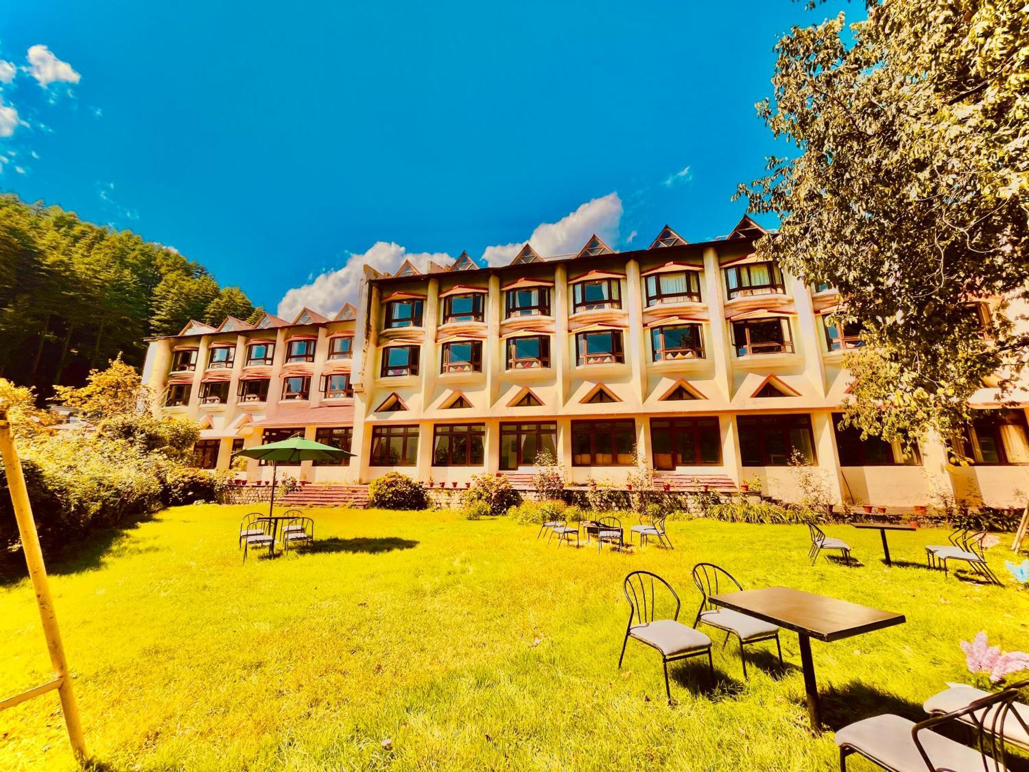 Hotel Sagar By Ramanand Sagar Ramayan Maker - #near Mall Road #big Parking #property Of The Decade #mountain View #garden With Bonfire #best Selling Property M 72084-84392