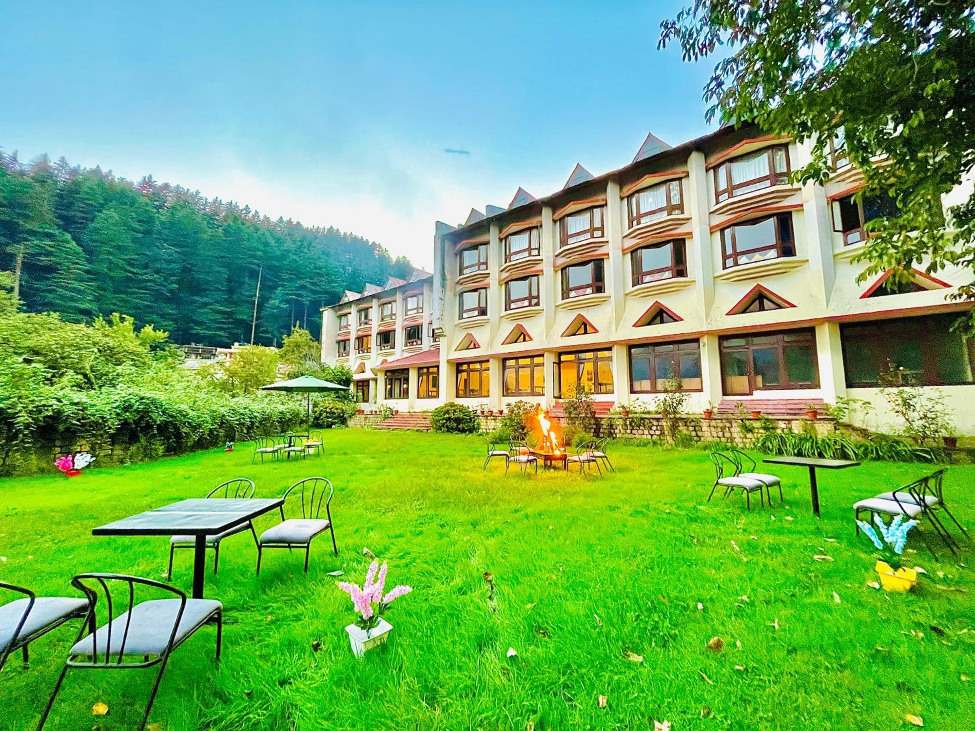Sagar By Ramanand Sagar Ramayan Maker - #near Mall Road #big Parking #property Of The Decade #mountain View #garden With Bonfire #best Selling Property M 72084-84392 4* Manali (Himachal Pradesh)